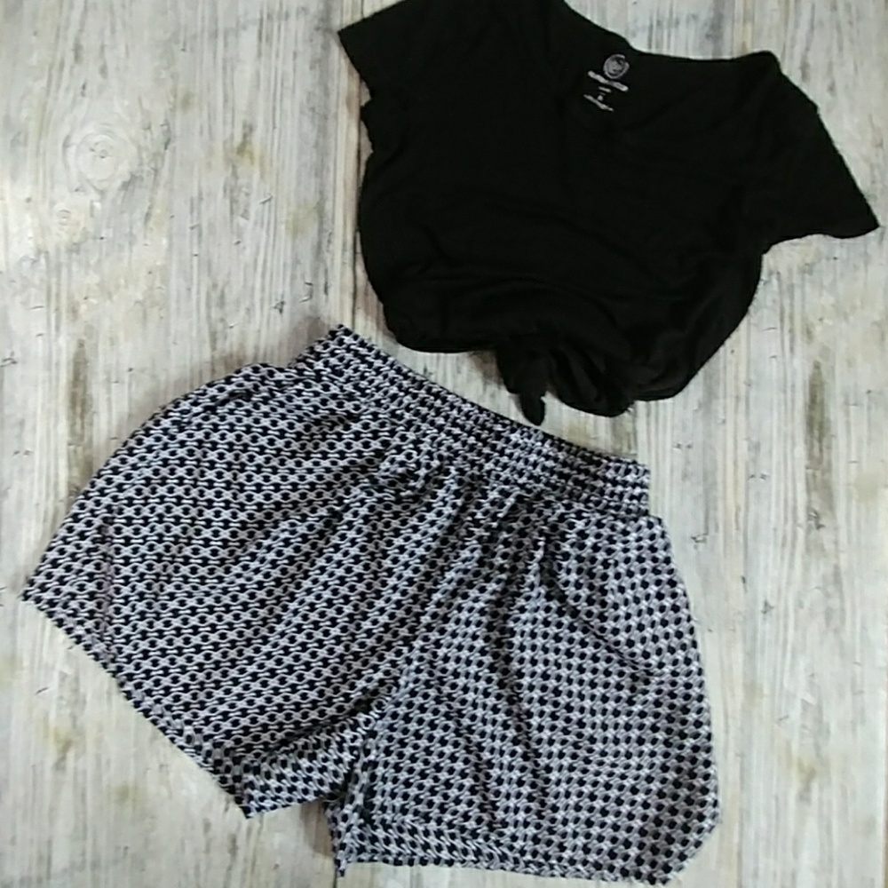 Ana dress shorts loose and flow size large